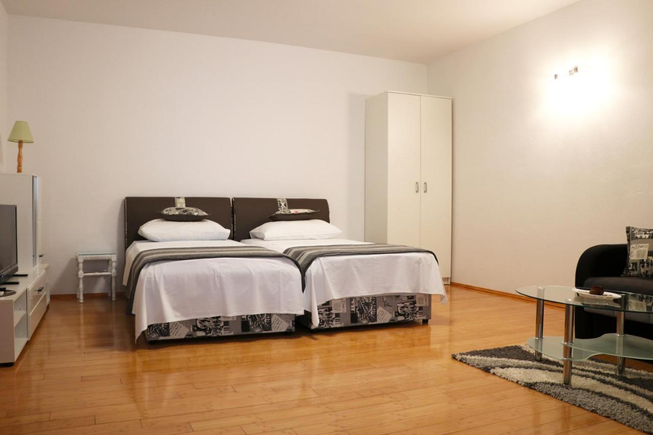 Apartman Ana 斯克拉丁 外观 照片