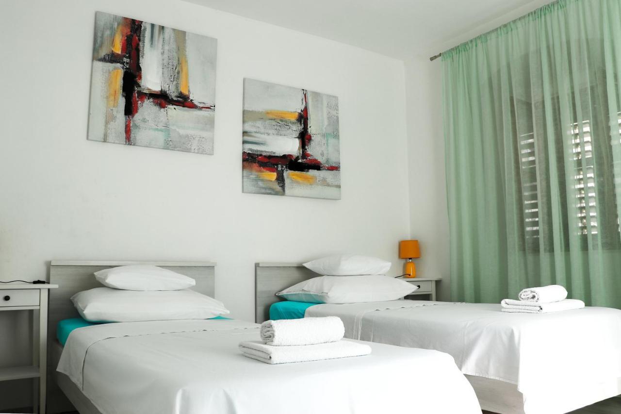Apartman Ana 斯克拉丁 外观 照片