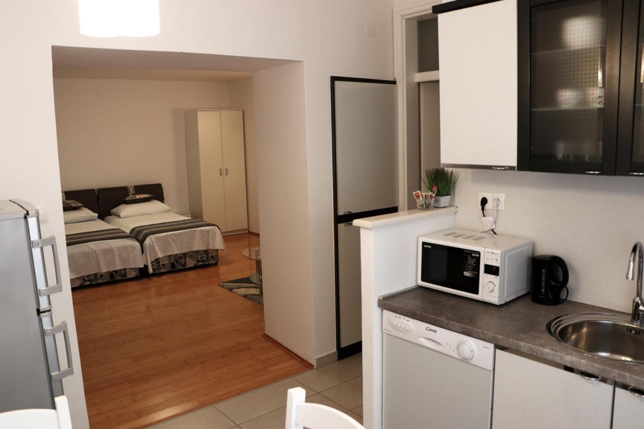 Apartman Ana 斯克拉丁 外观 照片