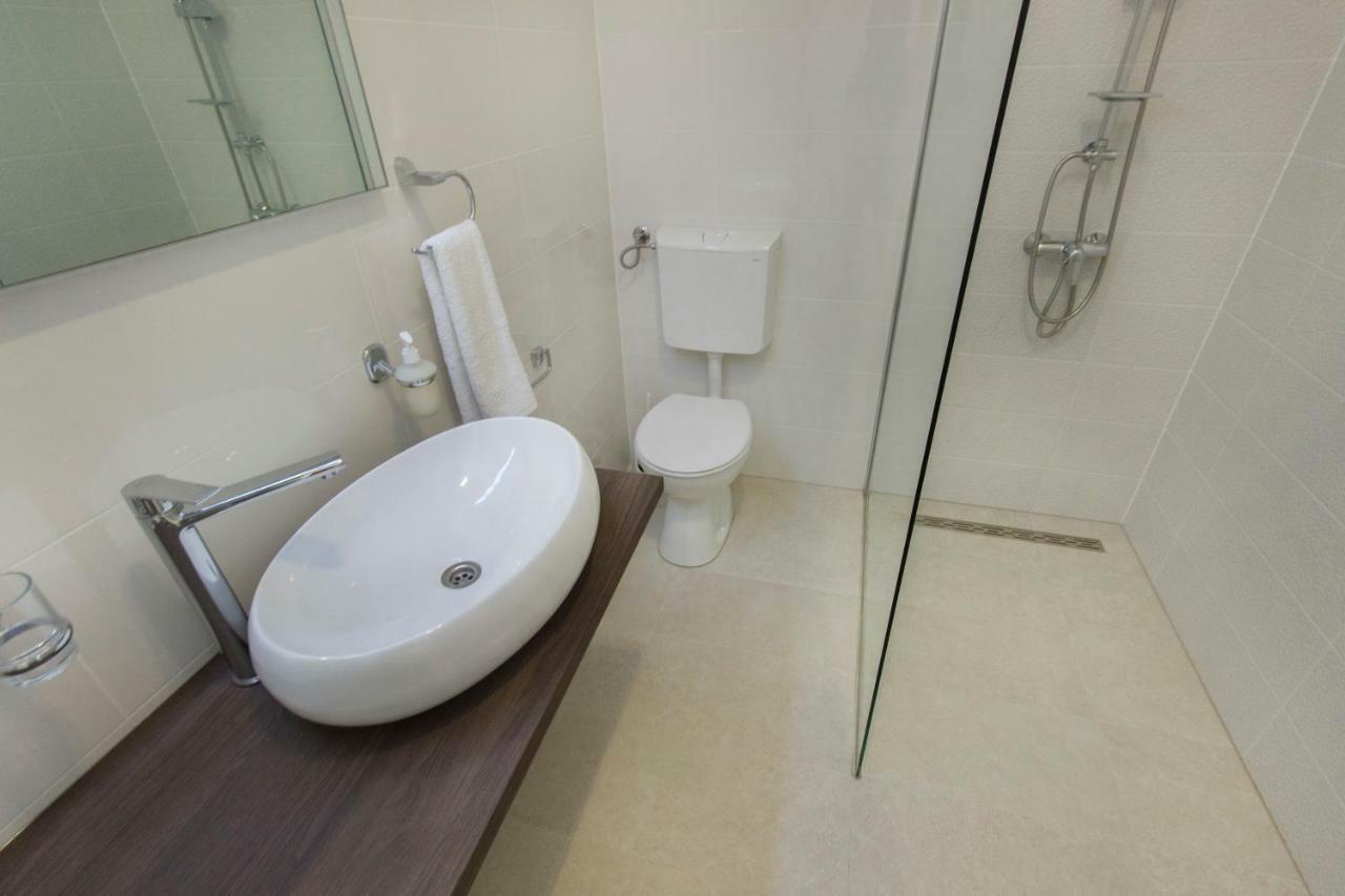 Apartman Ana 斯克拉丁 外观 照片