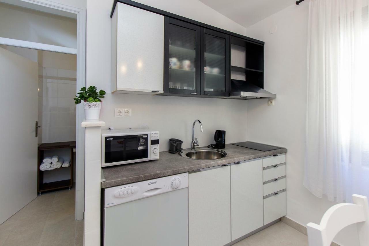 Apartman Ana 斯克拉丁 外观 照片